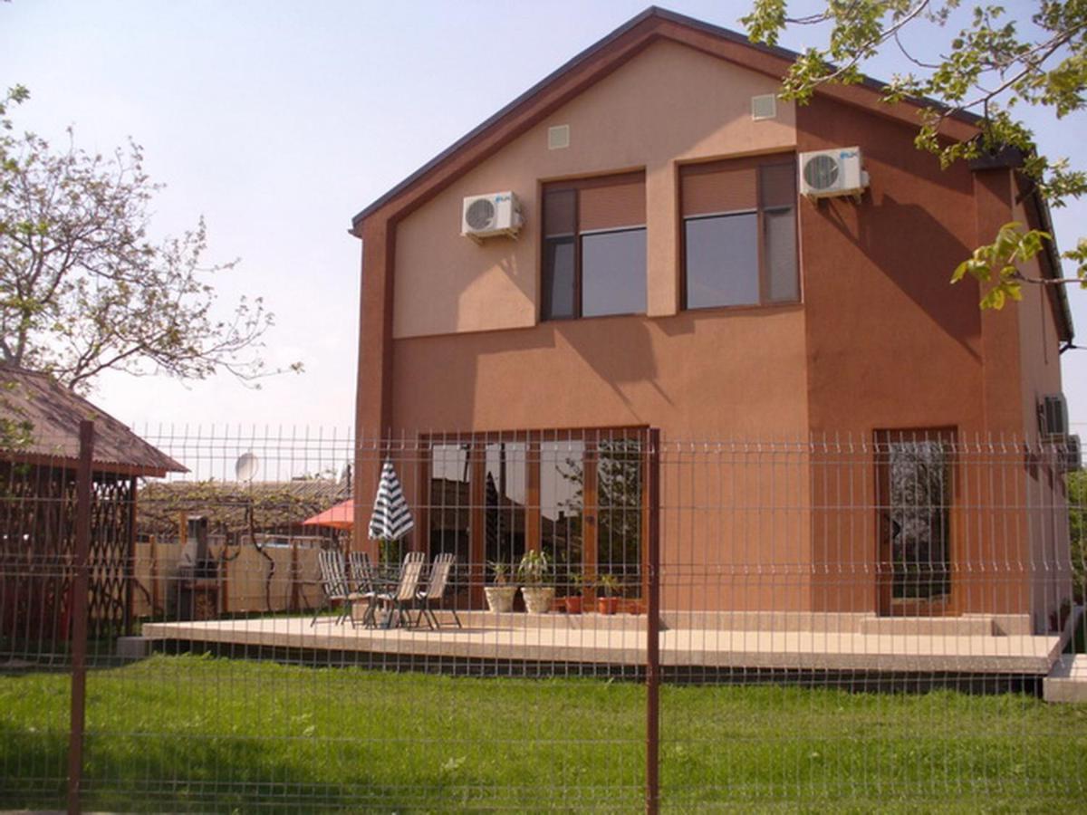 Pensiunea Socrita Corbu  Exteriér fotografie